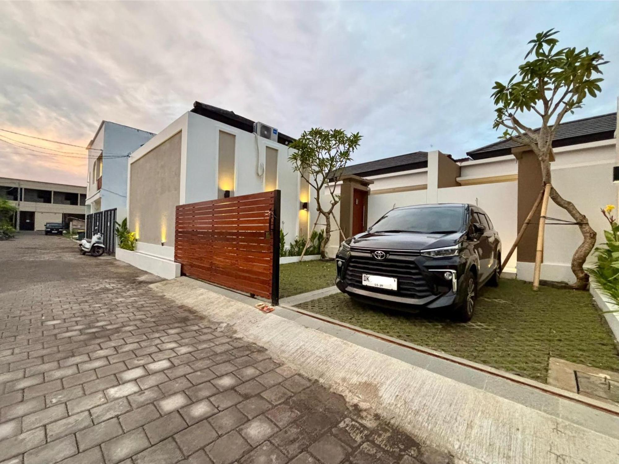 Solvana Villas Sanur By Agata Екстер'єр фото